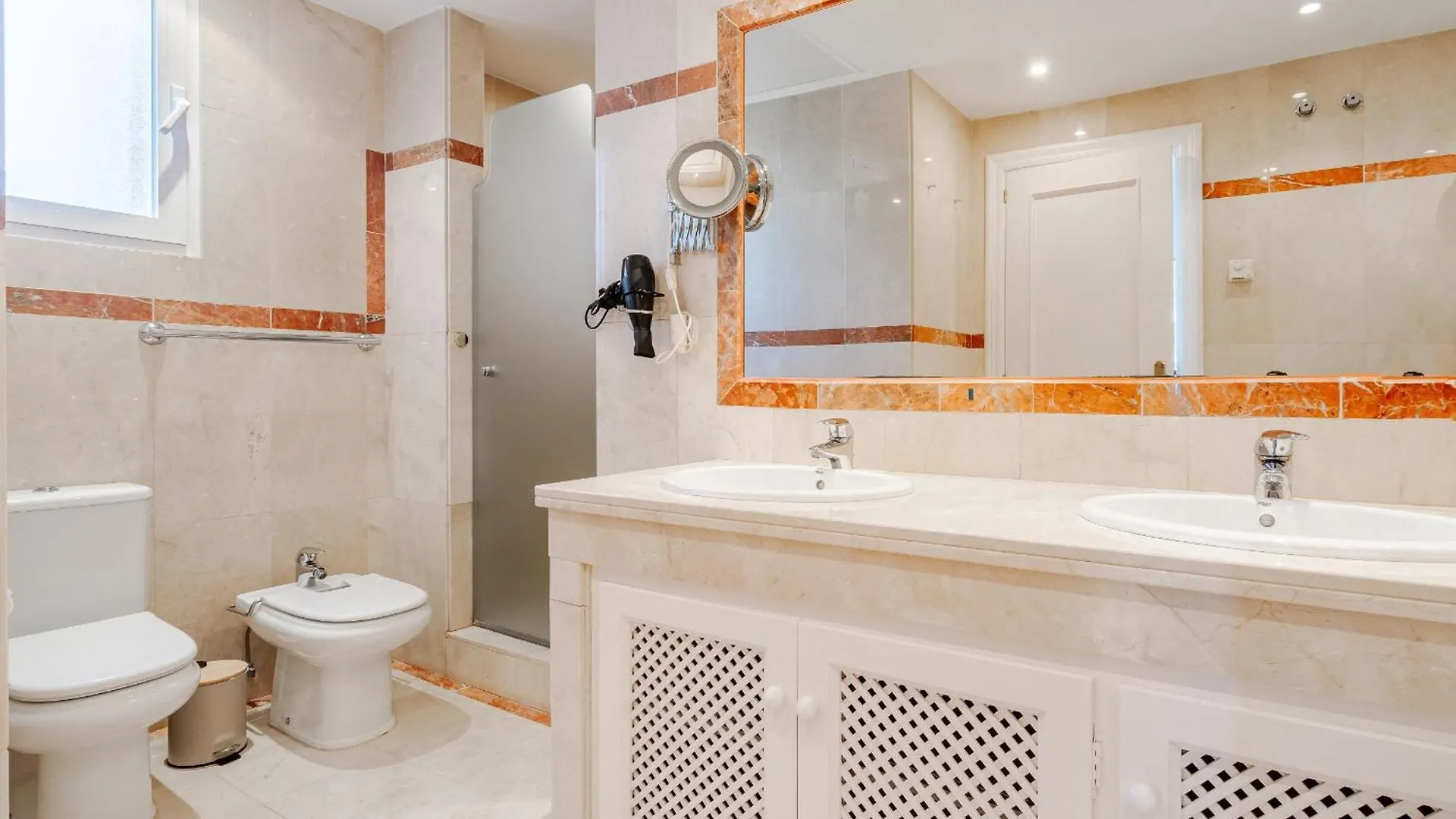 32 Luxury Apartment In Casares, Andalucia Sea View
